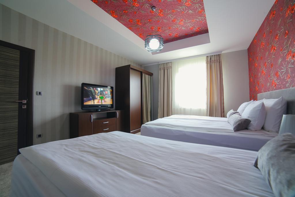 Garni Hotel Radović Kragujevac Exterior foto