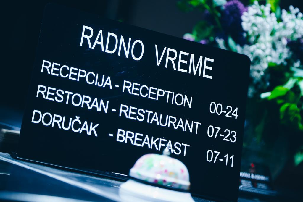 Garni Hotel Radović Kragujevac Exterior foto