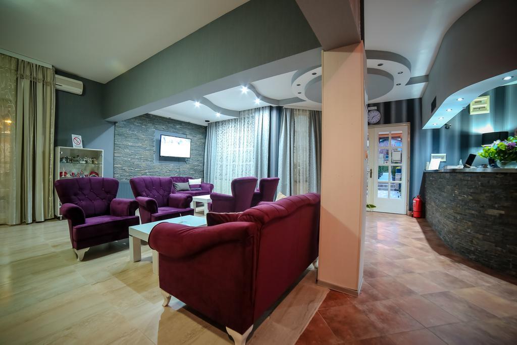 Garni Hotel Radović Kragujevac Exterior foto