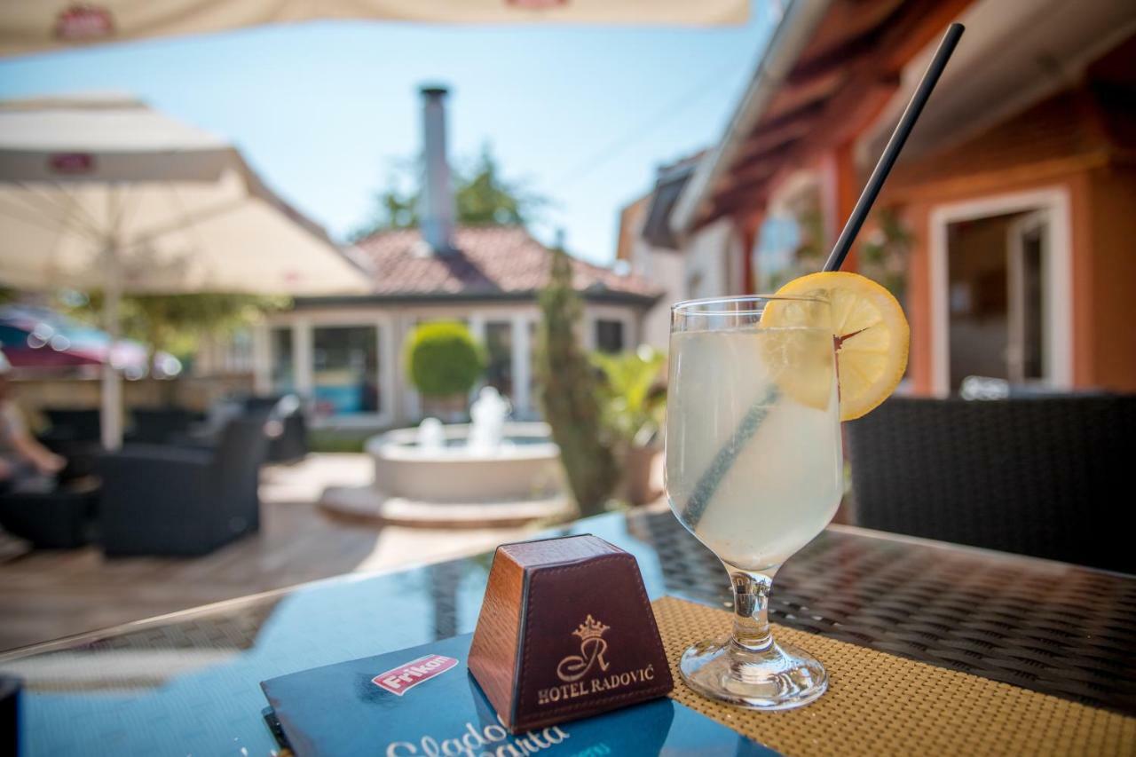 Garni Hotel Radović Kragujevac Exterior foto